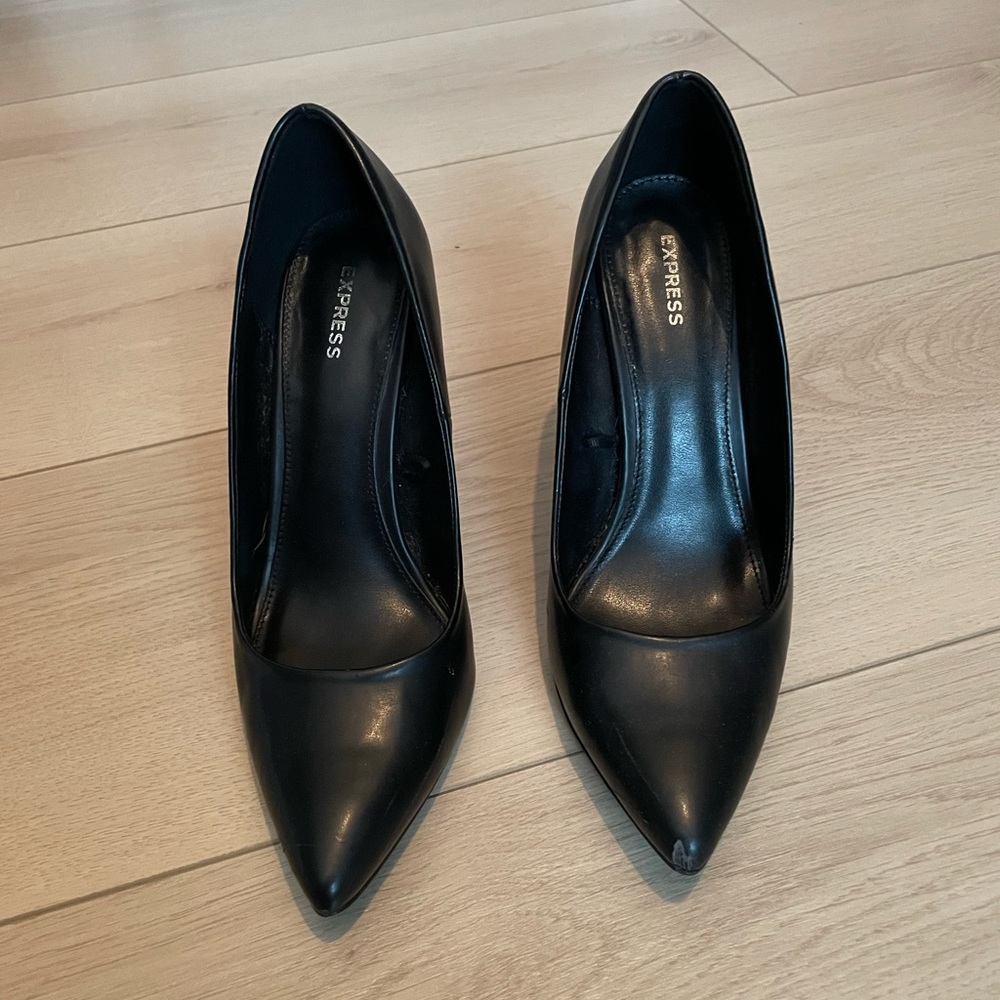 Black Stiletto Pumps size 7.5